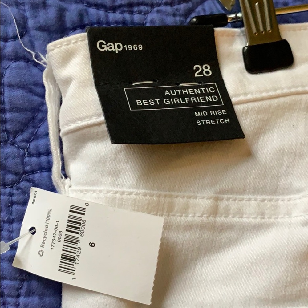 Gap Girlfriend Jeans 28 - Picture 3 of 3